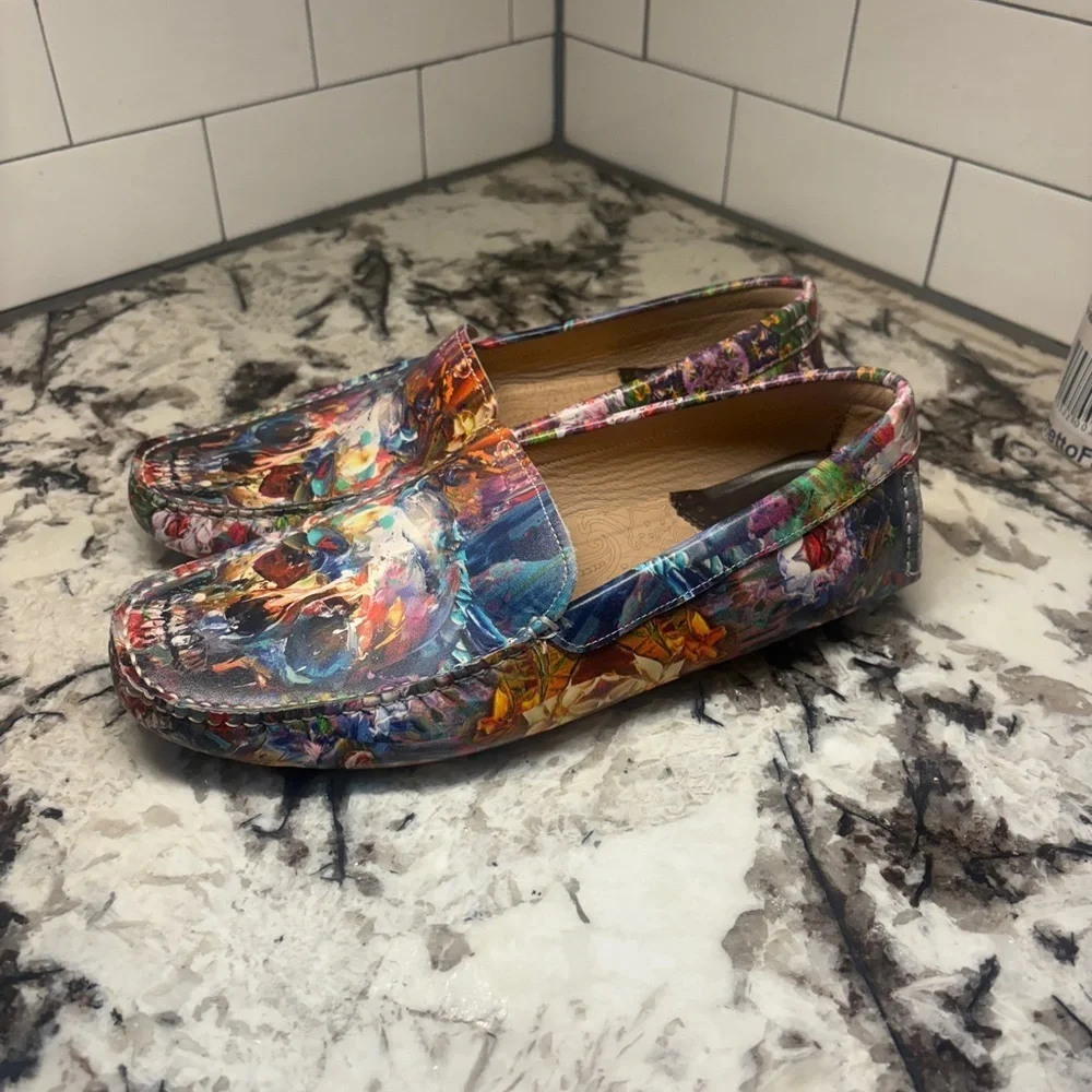 Robert Graham hand painted Skull drivers size 10.5